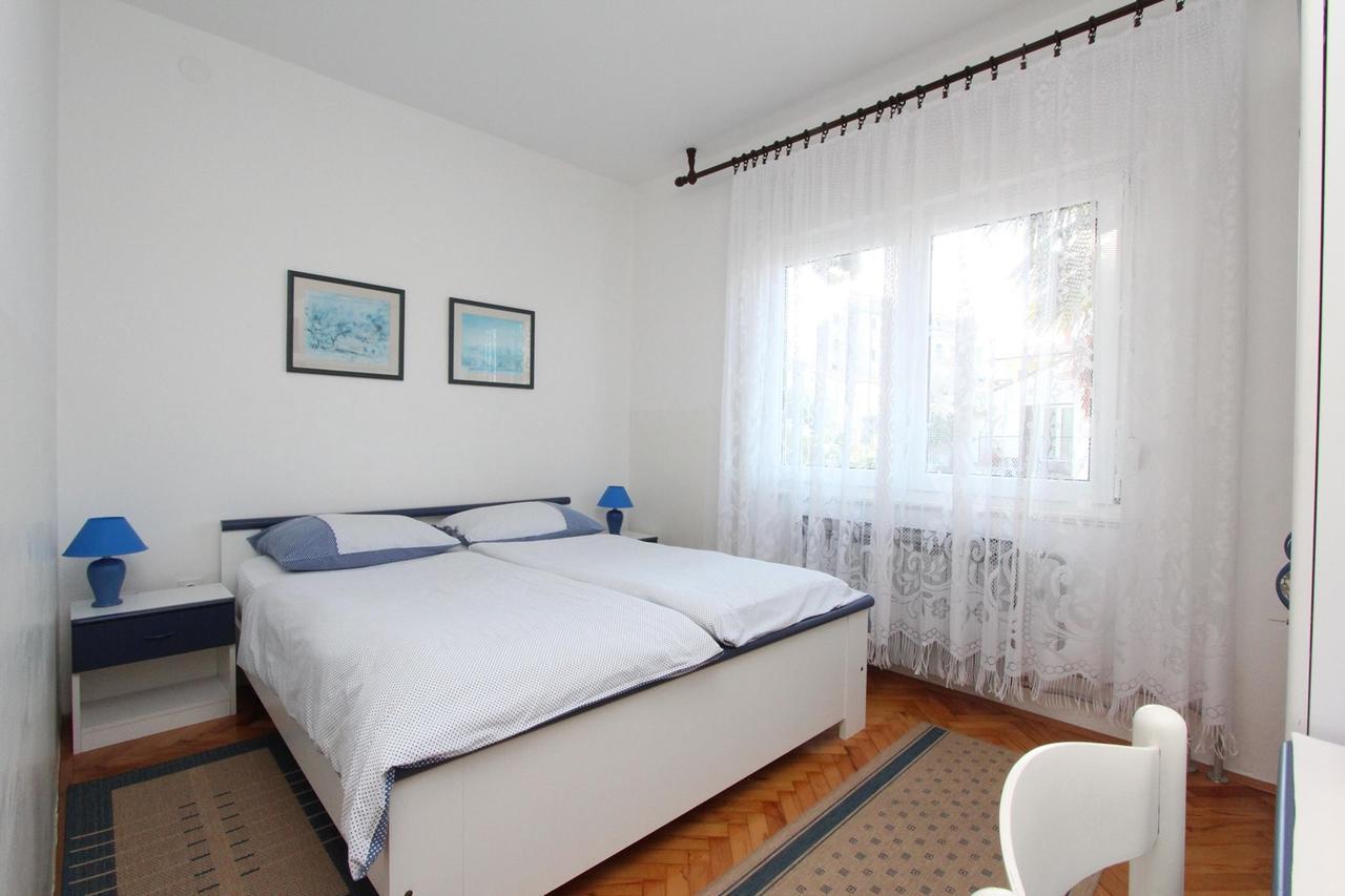 Rooms And Apartments Bella Vista Rovinj Exterior photo